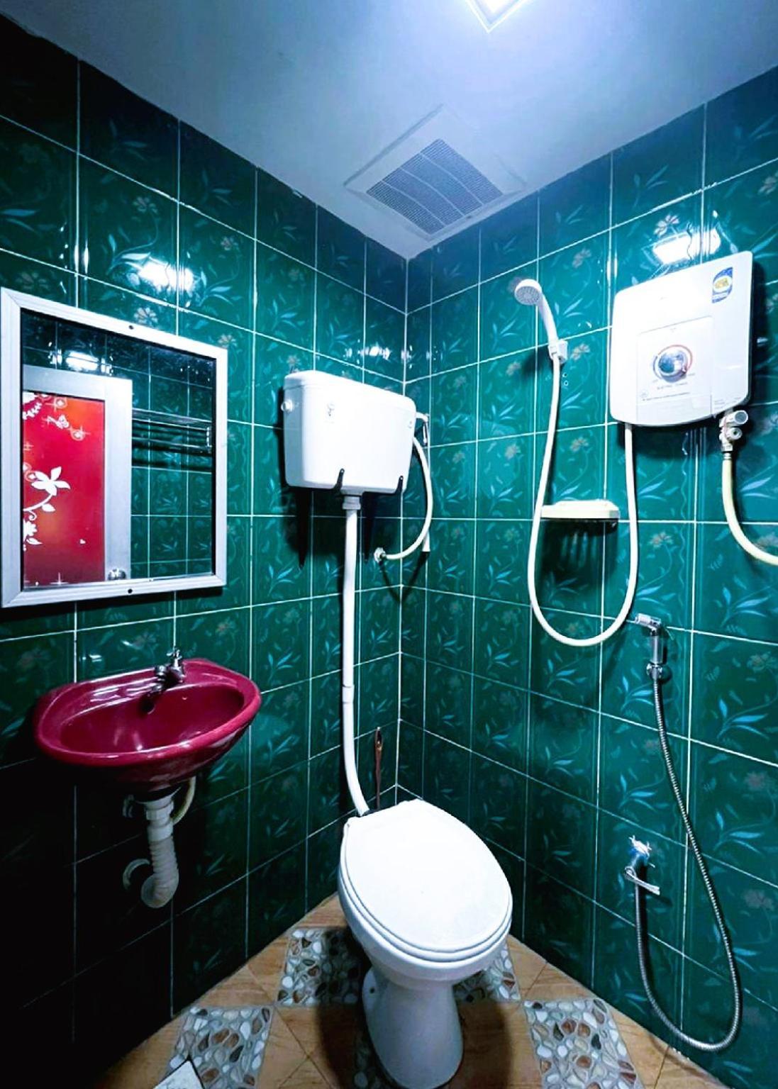 Damansara Damai Hotel- Dd Петалинг Джая Екстериор снимка